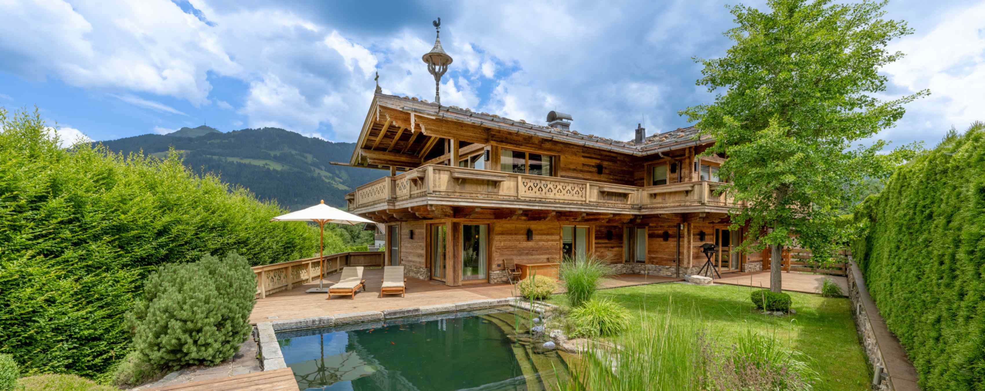 Foto: Luxus-Chalet mit Bergblick